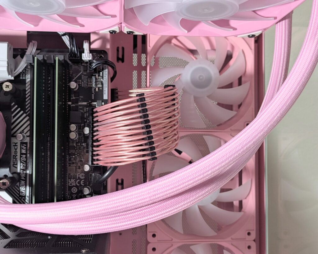 マザーボードへの電源コード