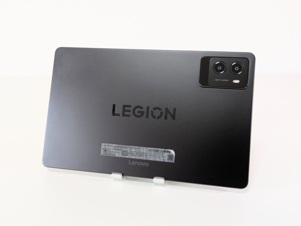 Lenovo Legion Tab (8.8”, 3)の背面写真