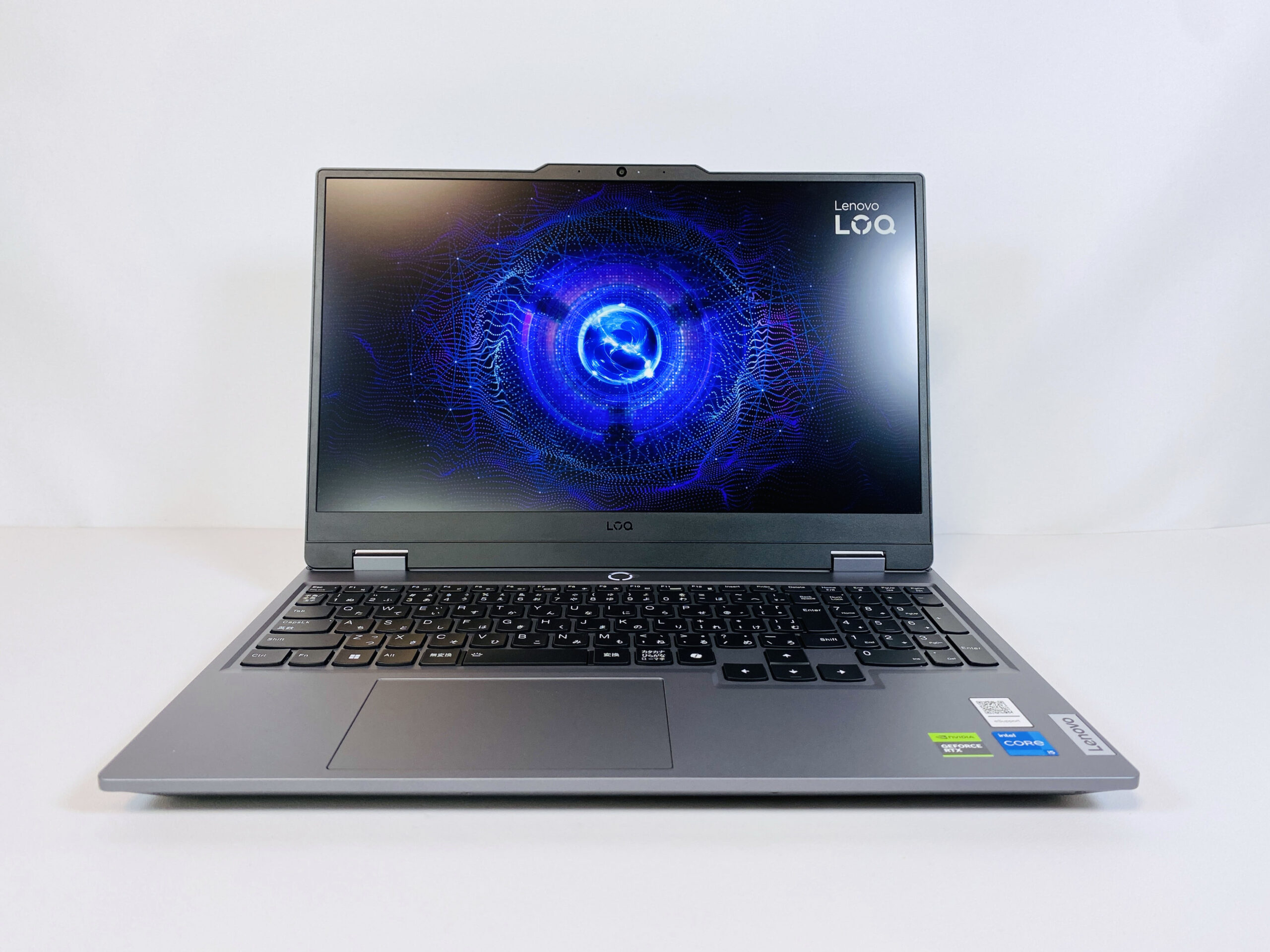 Lenovo LOQ 15IRX9 レビュー 外観正面